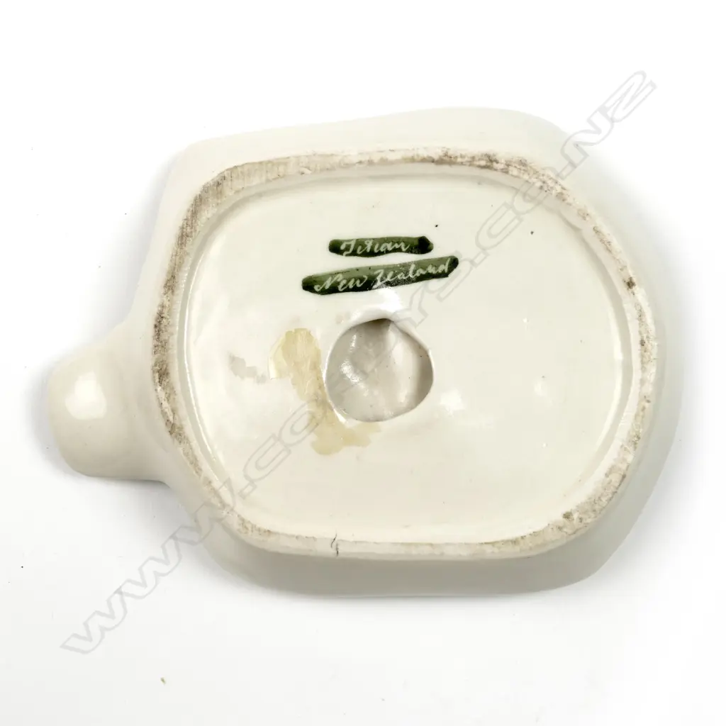 A Titian pottery green glazed ashtray Image 1++