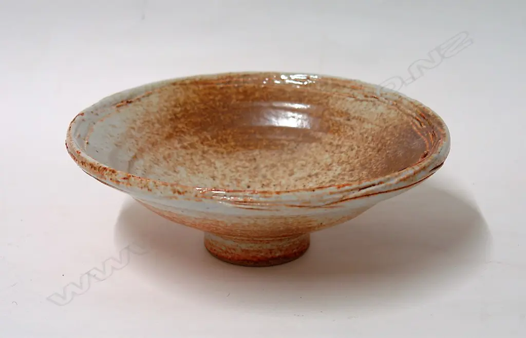 Mirek Smisek shino glazed flared bowl Image 1++