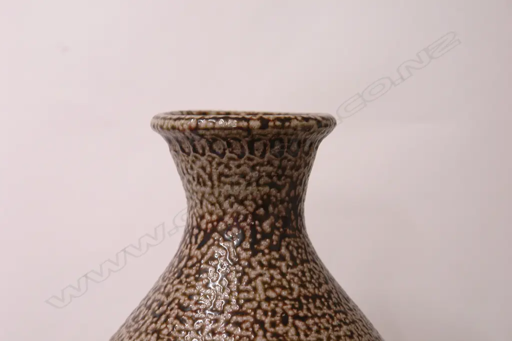 A good large Mirek Smisek salt glazed floor pot Image 1++