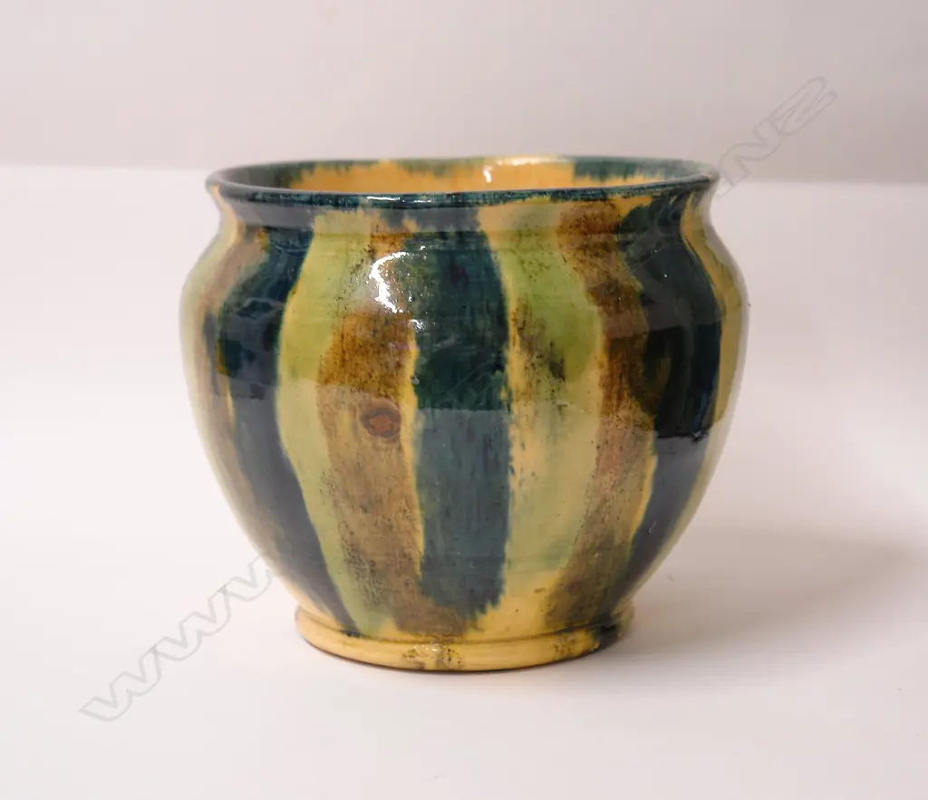 A Luke Adams striped majolica glazed jardiniere Image 1++