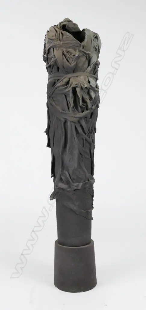 A Sandra Black (Aust) porcelain sculpture 'Requiem to My Mother' Image 1++