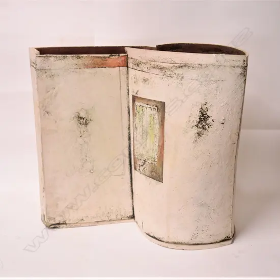 A John Higgins (England) Studio Pottery vessel