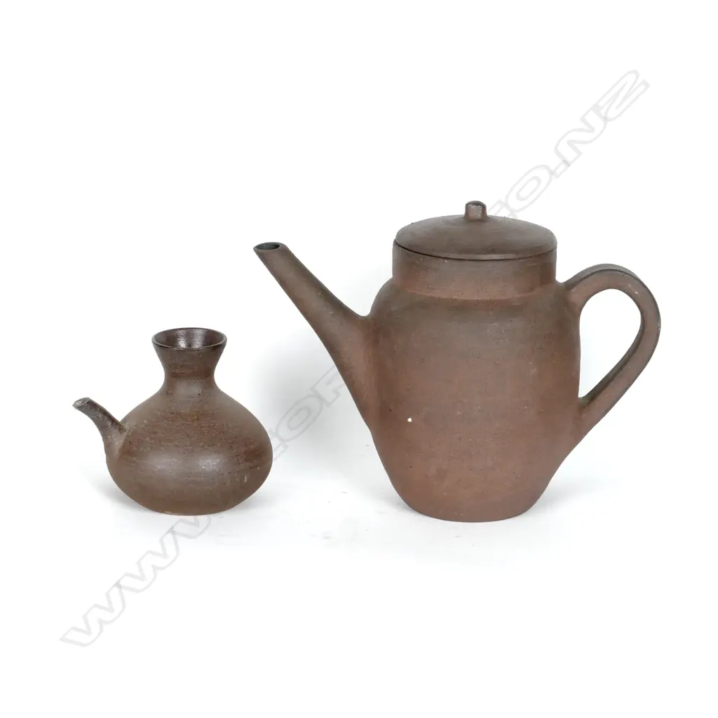 A Patricia Perrin pottery coffee pot and cream jug Image 1++