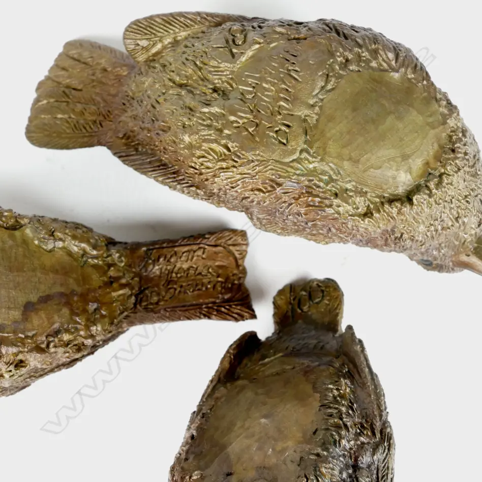 Three small bronze sparrows. Each length approx.120 Image 1++