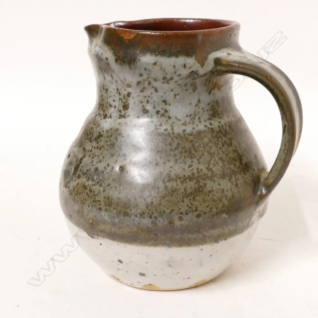 Len Castle stoneware jug Image 1++