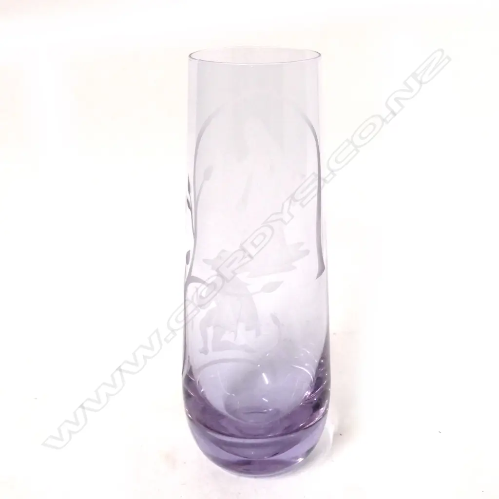 A Scottish mid-century glass vase Image 1++