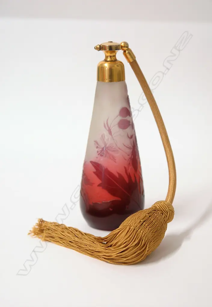 A good Gallé c.1900 cameo glass atomizer scent bottle Image 1++
