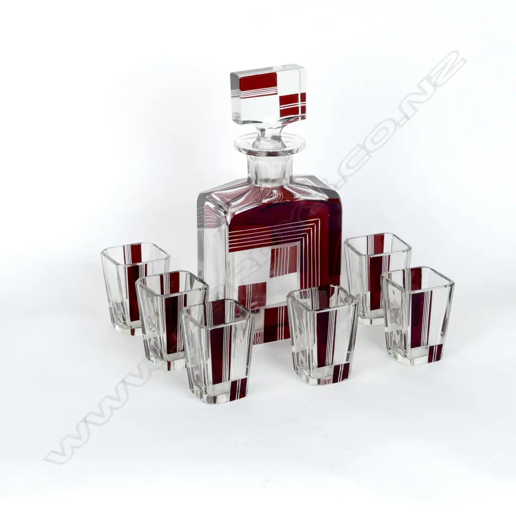 An Art Deco Czech crystal decanter and six glasses Image 1++