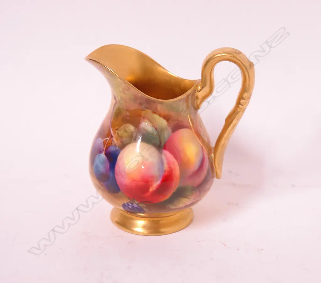 A Royal Worcester cream jug Image 1++