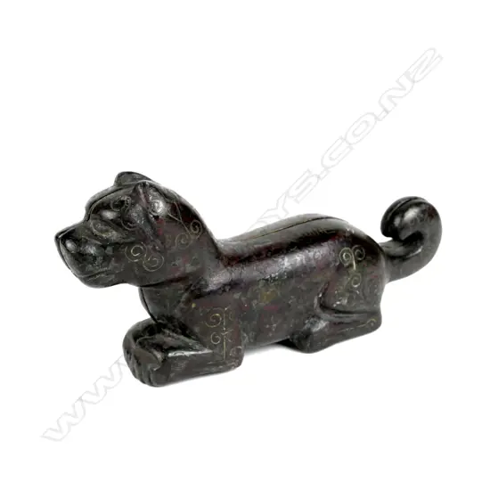 A pair of inlaid bronze tiger tallies