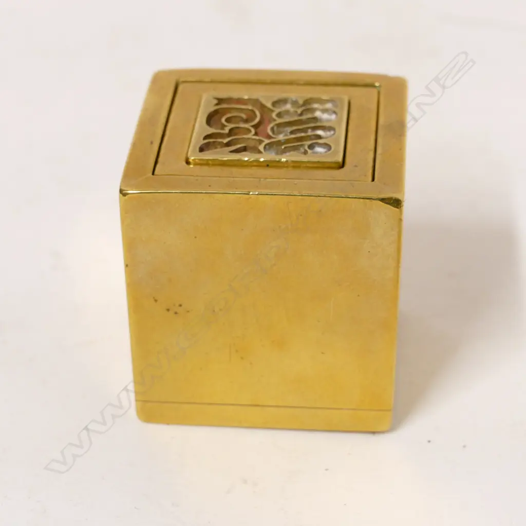 A Chinese polished bronze seal set Image 1++