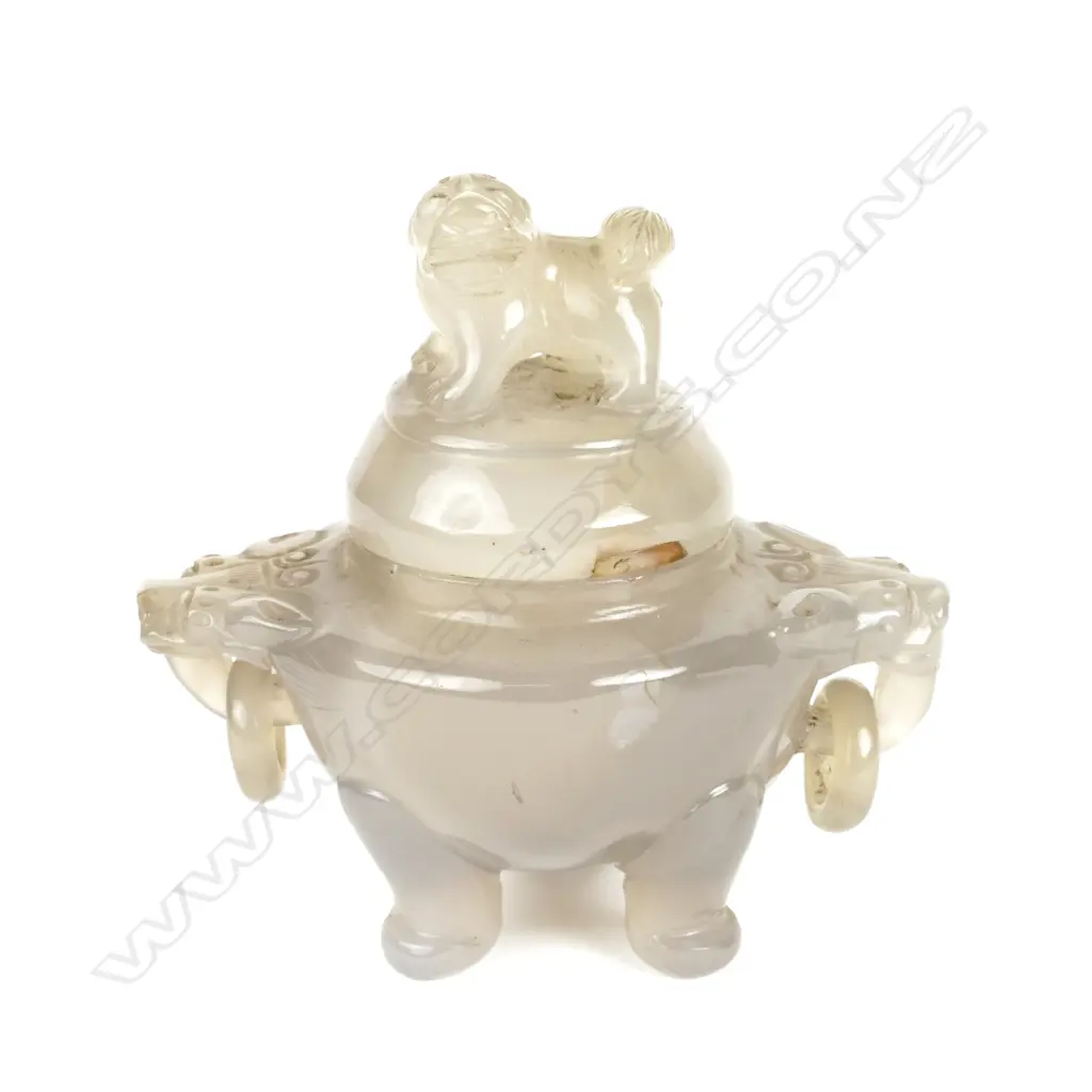 A Chinese carved quartz censer and cover Image 1++