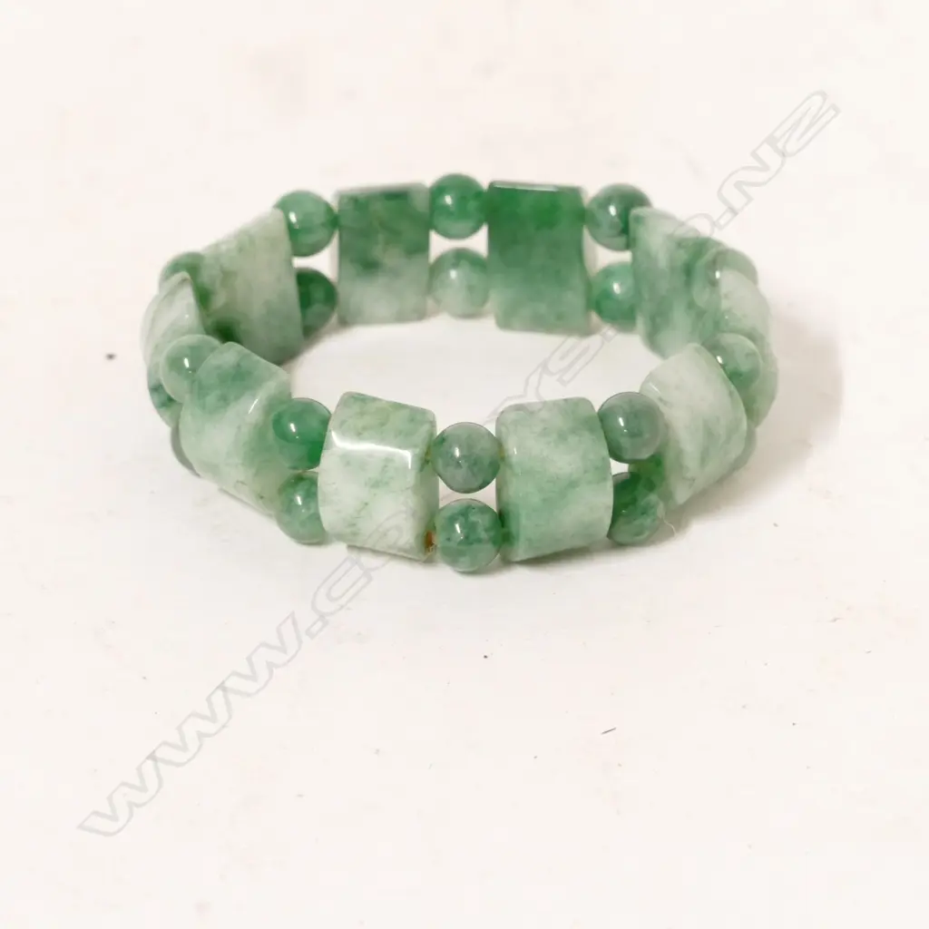 A Chinese jade bracelet Image 1++