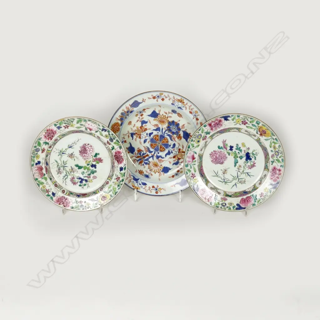 A Chinese exportware Imari plate Image 1++