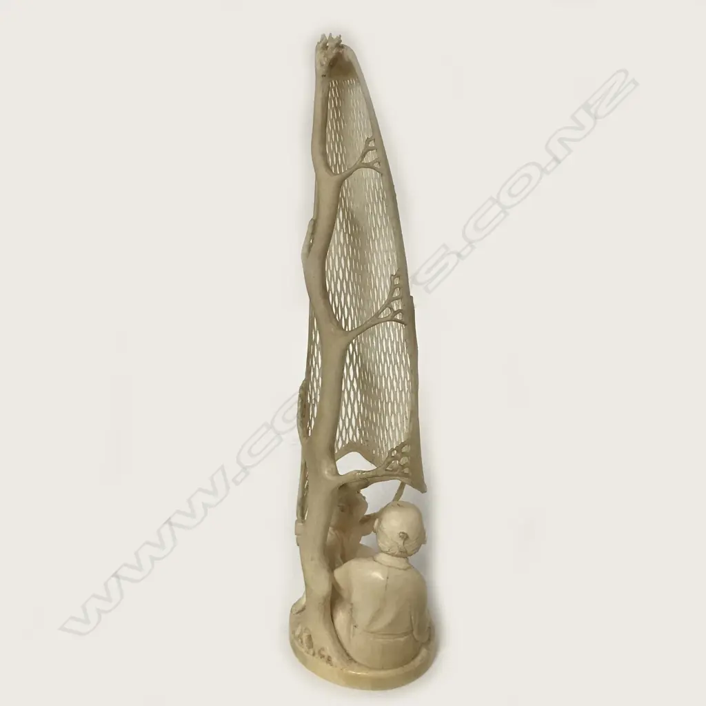 A Japanese Meiji period ivory okimono Image 1++