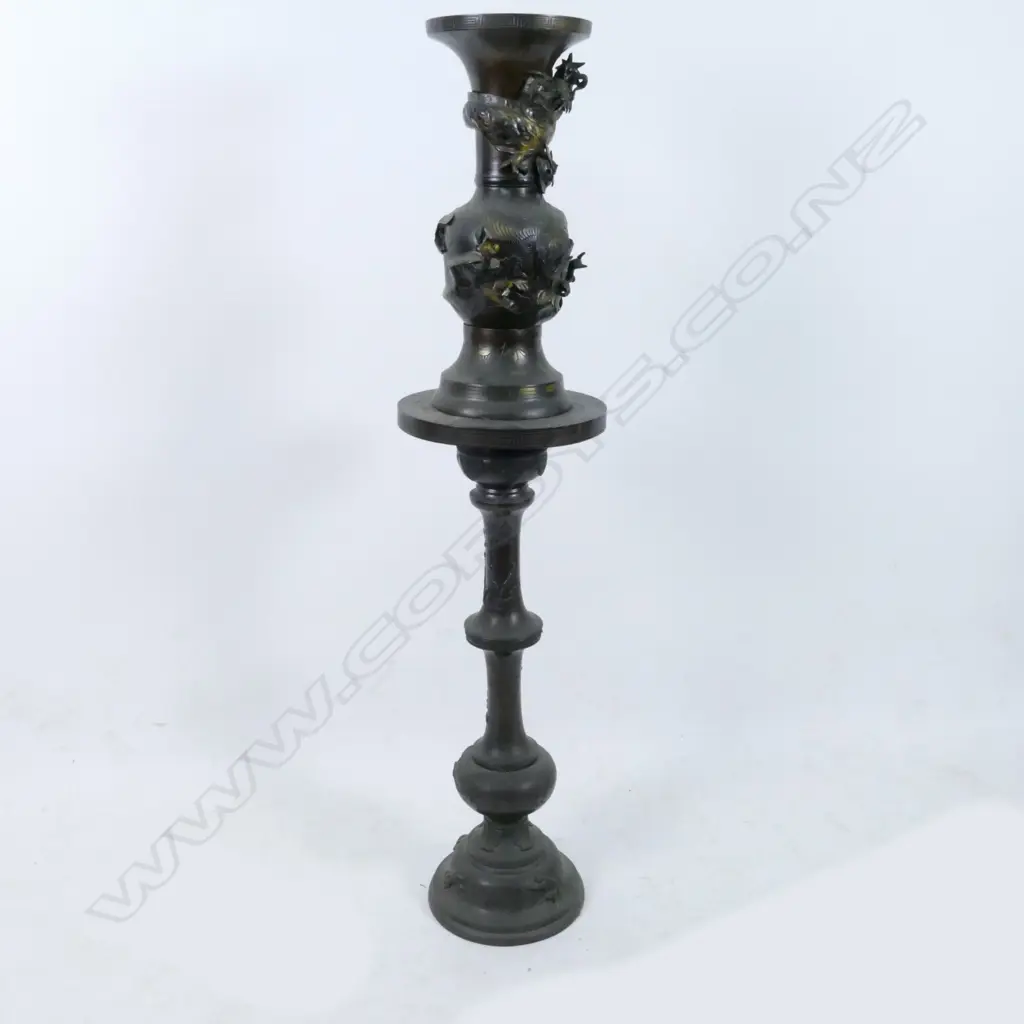 A Meiji period Japanese bronze vase on stand Image 1++