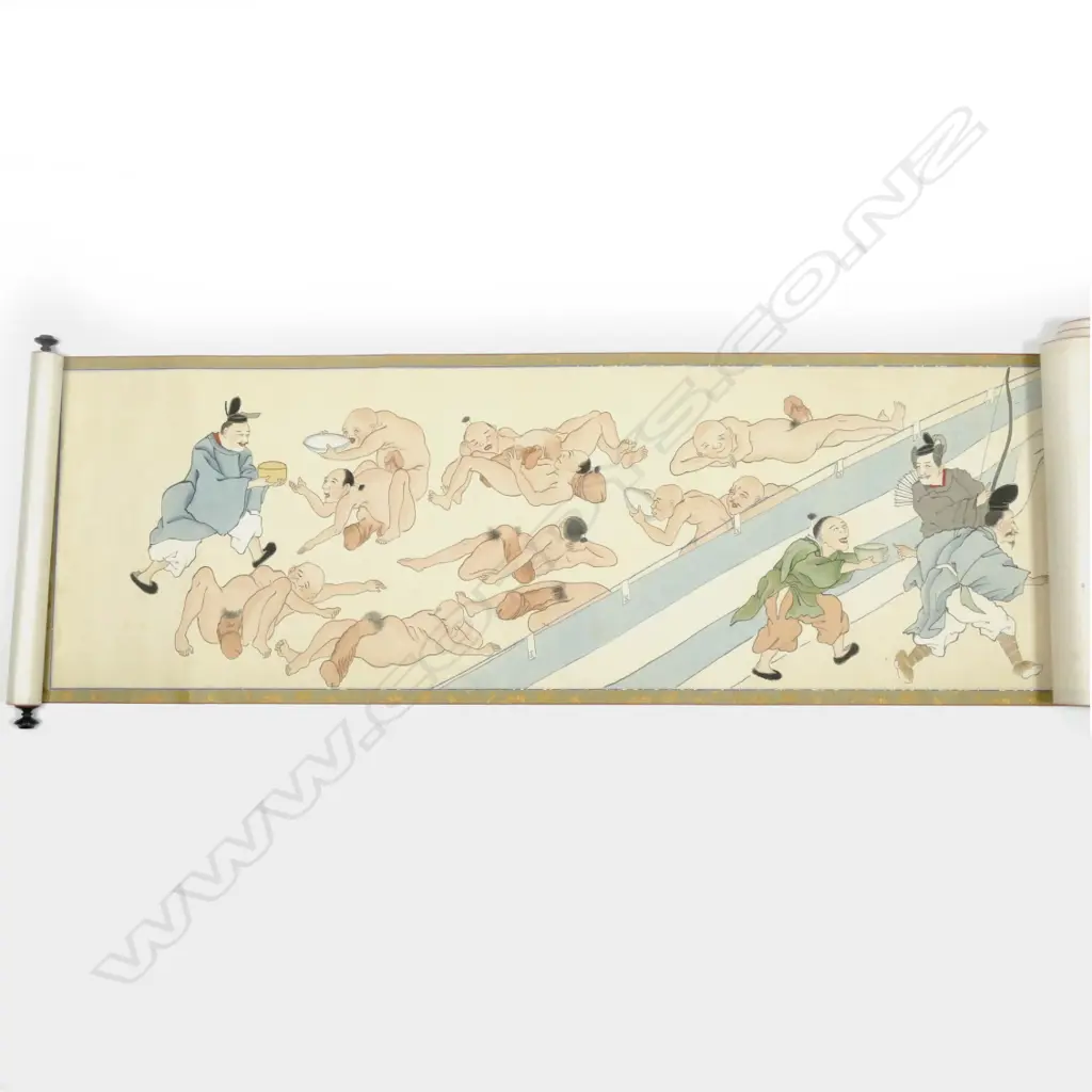 A pair of Japanese shunga scrolls Image 1++