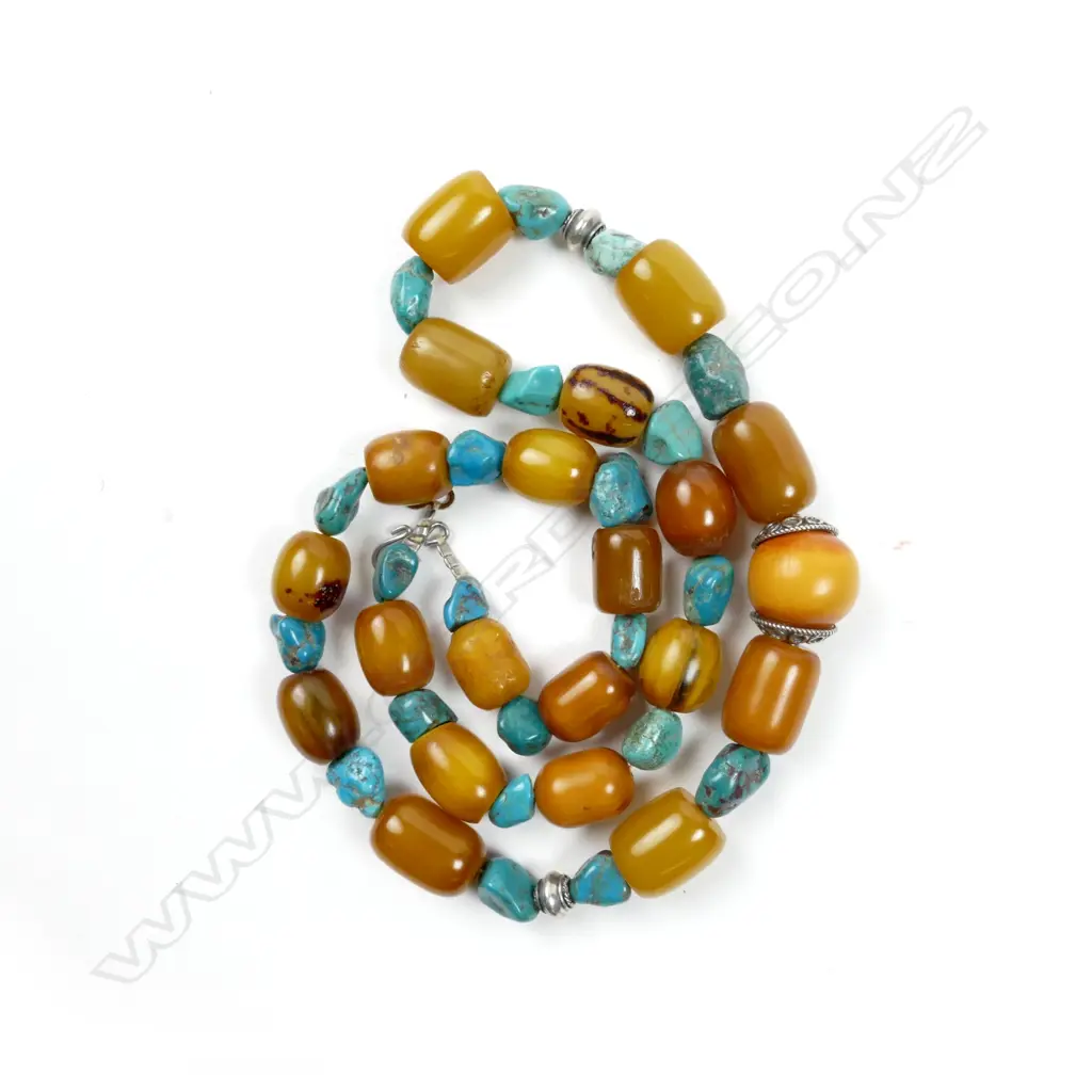 An Ethiopian butterscotch amber necklace Image 1++