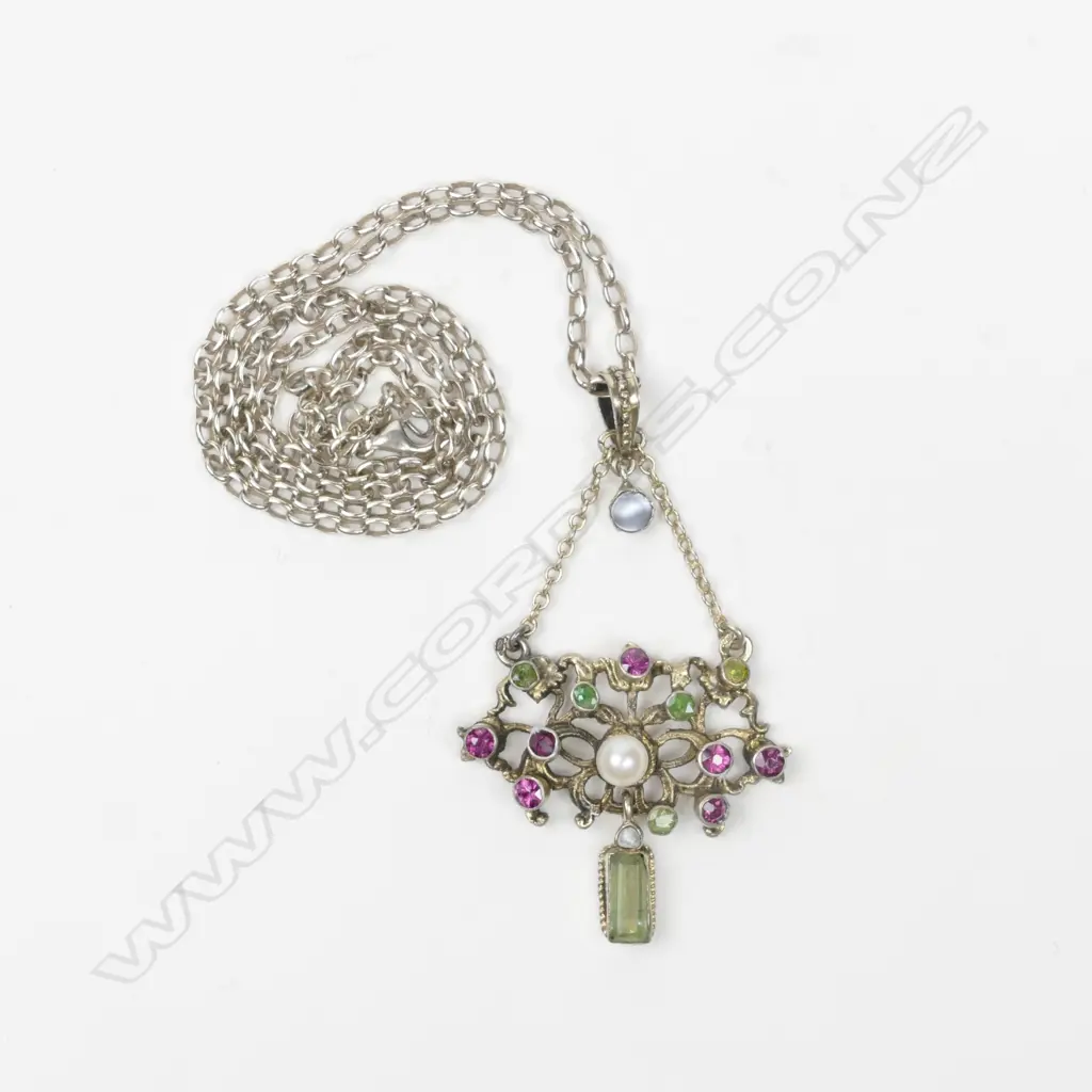 A vintage European jewelled silver pendant on modern silver chain Image 1++