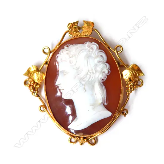 A 19thC 18ct. yellow gold framed quality cameo brooch