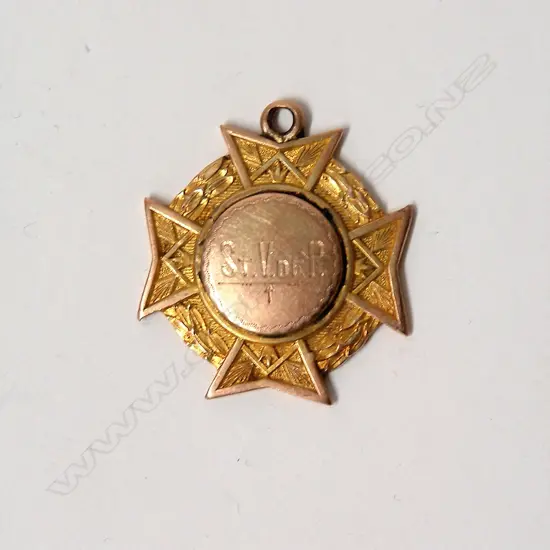 A 9ct. gilded rose gold Maltese Cross fob by A. Kohn (New Zealand)