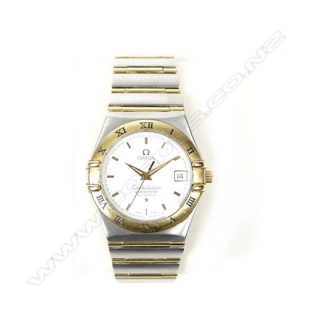 An Omega gent's 'Constellation' chronometer wristwatch Image 1++