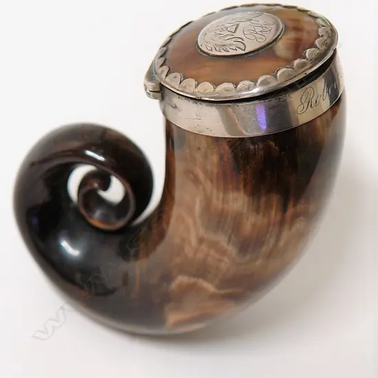 An early period Scottish horn and silver snuff mull