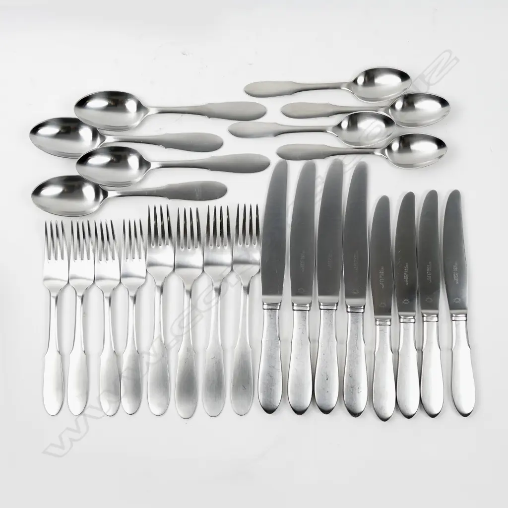 A four piece Georg Jensen brushed steel cutlery set Image 1++