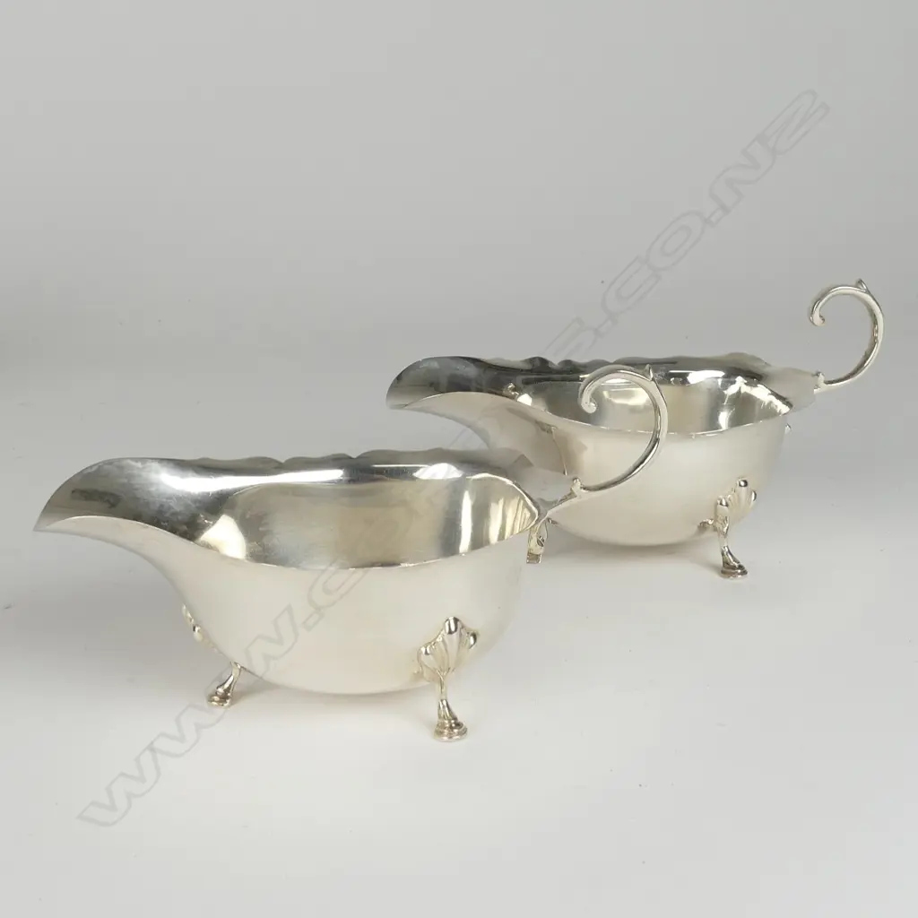 A pair of silver gravy boats Image 1++