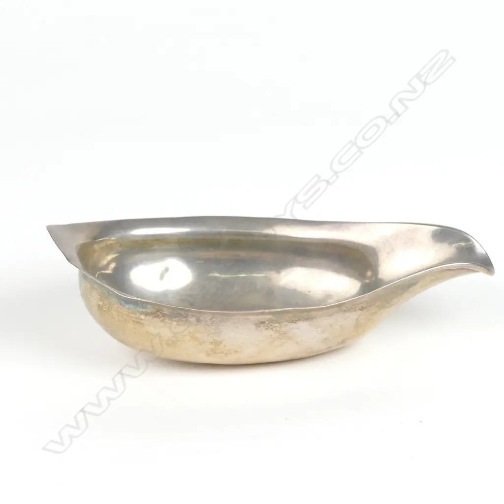A George III silver pap boat Image 1++