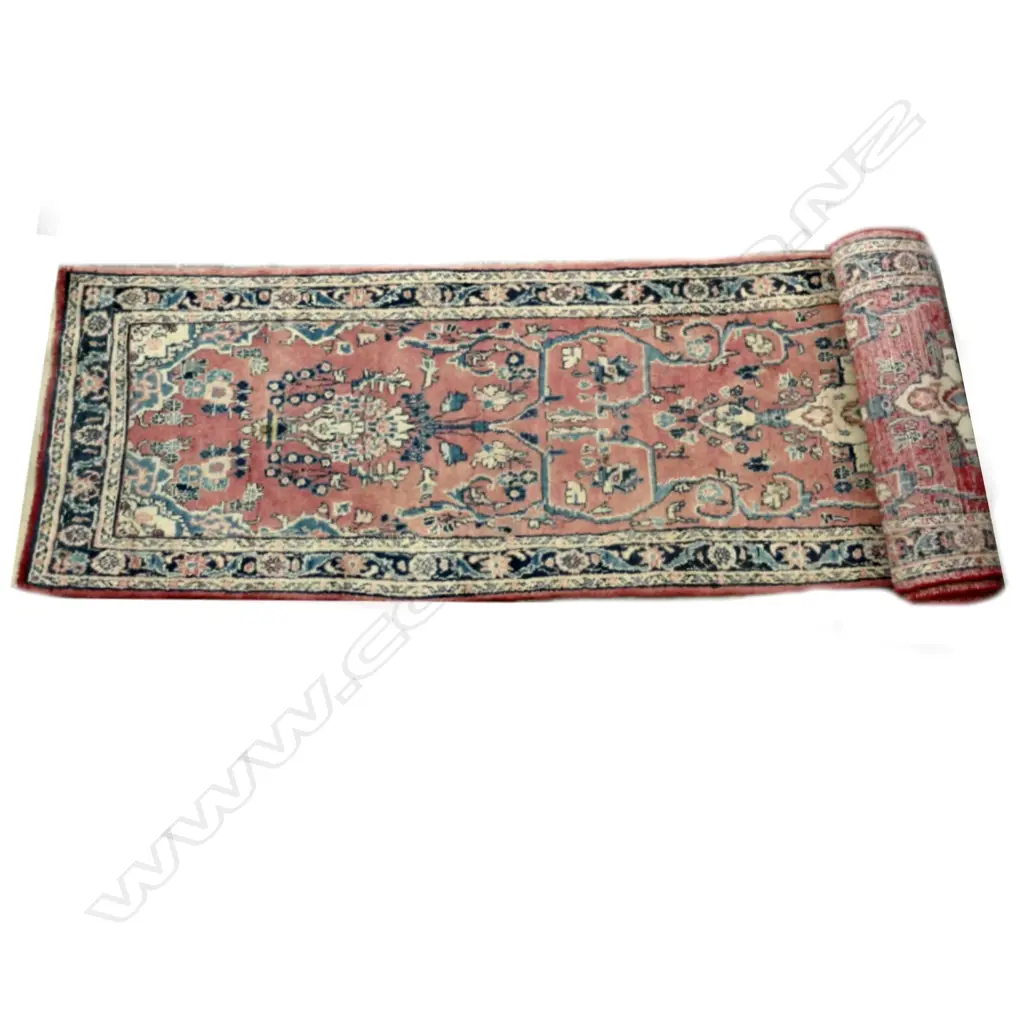 A hand knotted Persian runner Image 1++