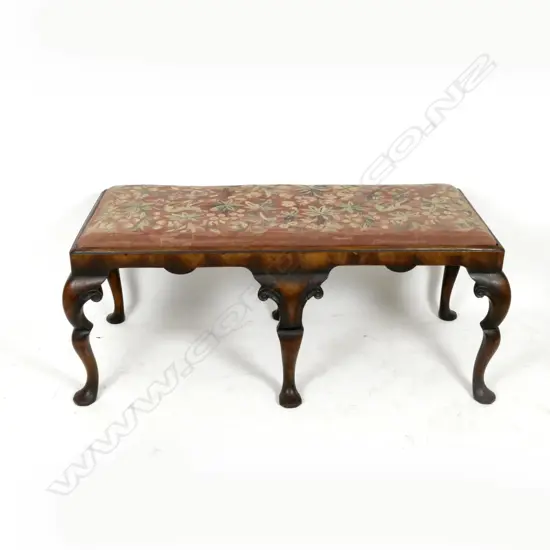 A George II style duet stool