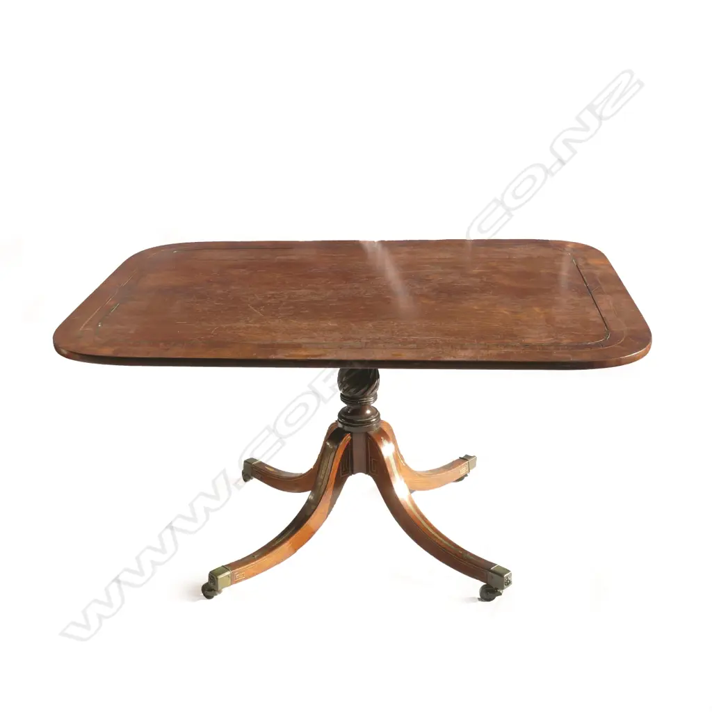 A Regency rosewood breakfast table Image 1++