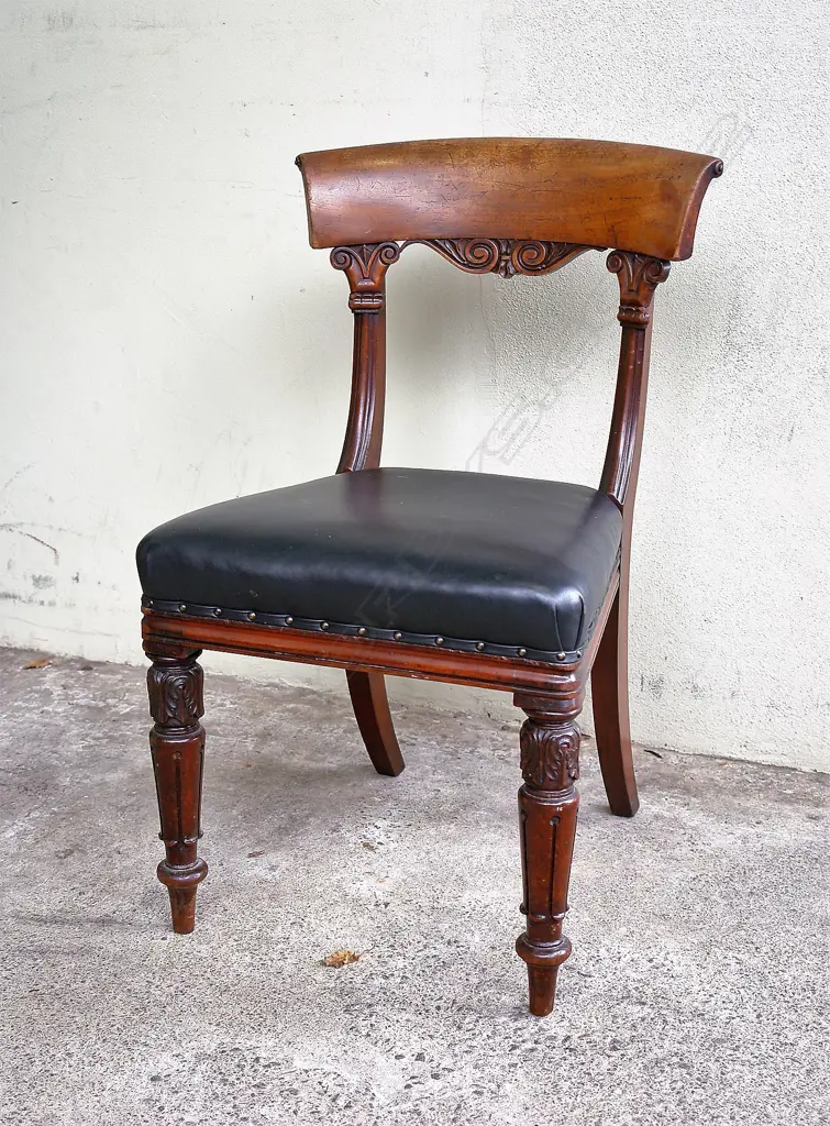 A William IV mahogany dining chair Image 1++