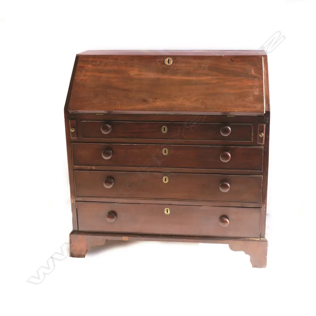 A Georgian mahogany drop-front bureau Image 1++
