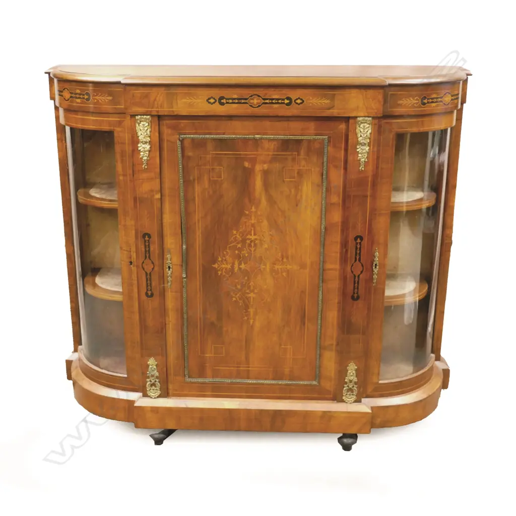 A Victorian walnut credenza Image 1++