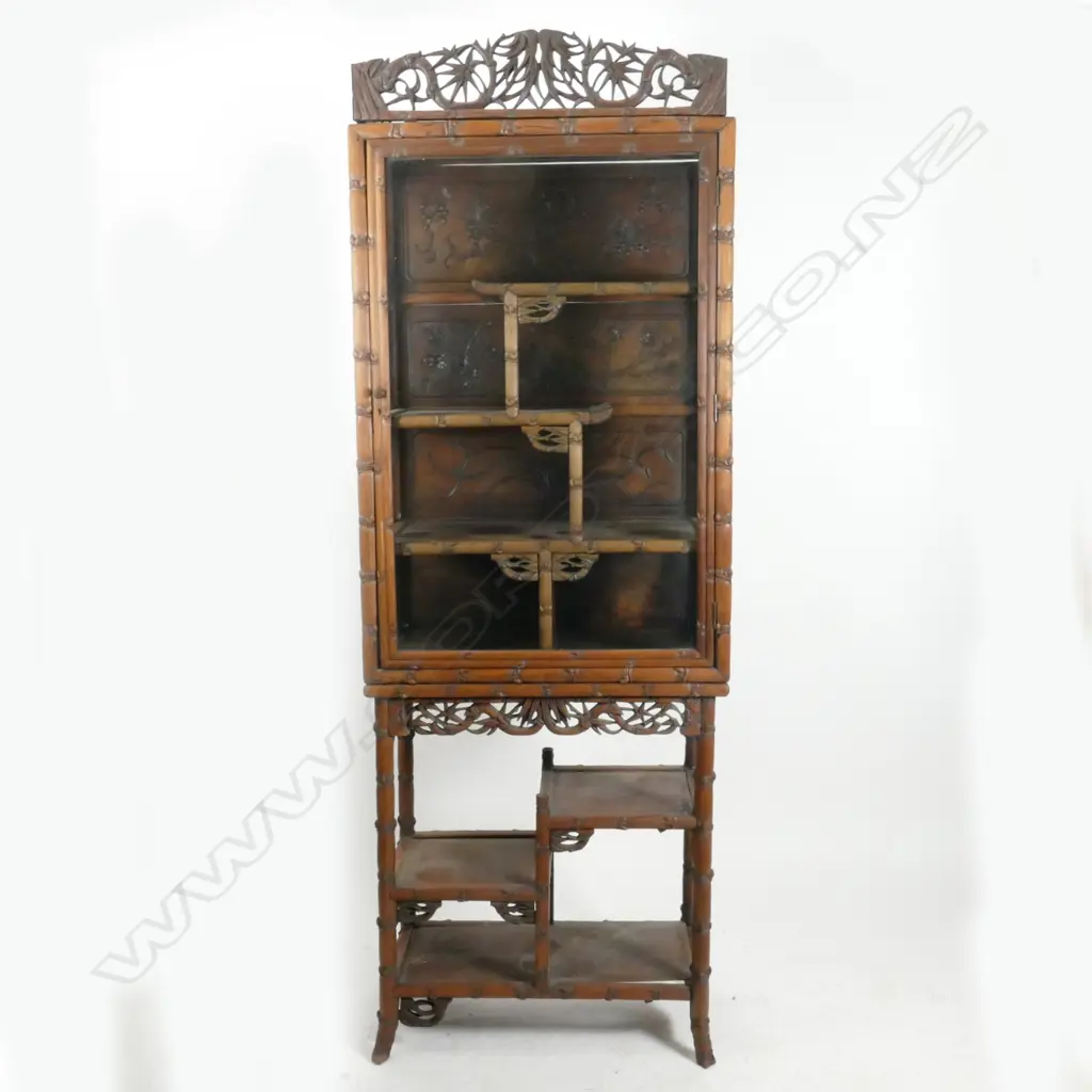 A Chinese teak display cabinet Image 1++
