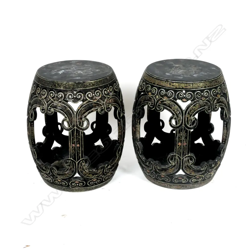 A pair of Chinese black lacquer drum stools Image 1++