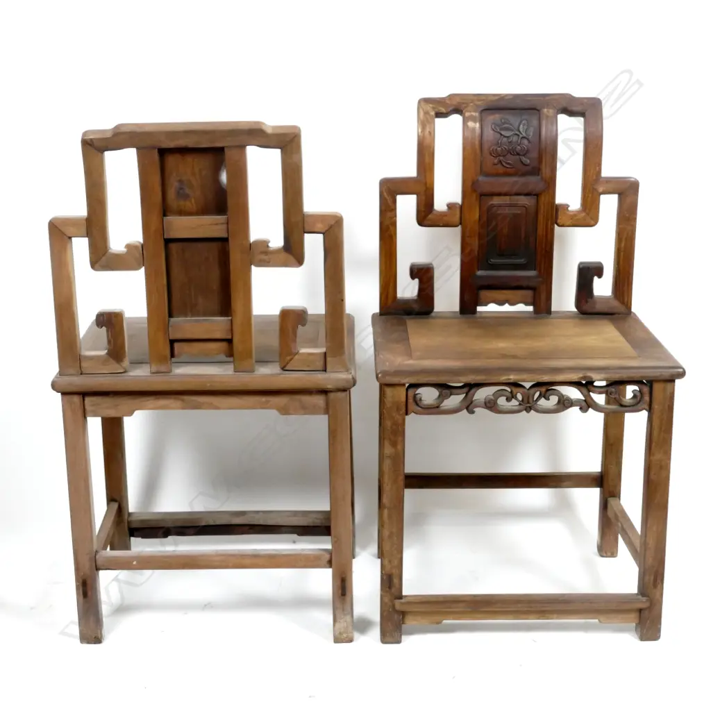 A set of five Chinese rosewood chairs Image 1++