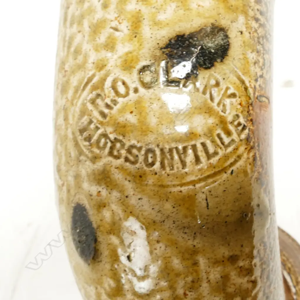 Three various diameter pottery 90° bends Image 1++