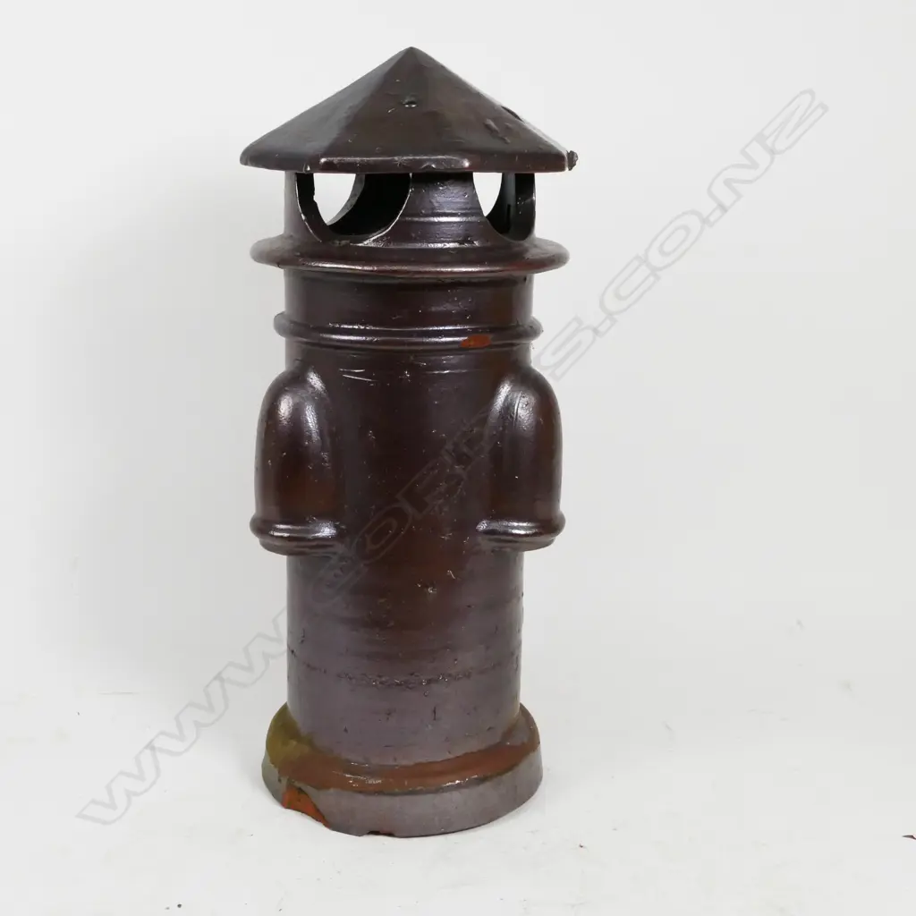 A salt glazed chimney pot by W. Murphy Wellington Image 1++