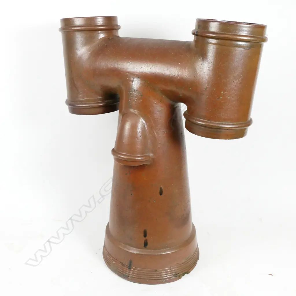 A large H-top chimney pot by W. Murphy Wellington Image 1++