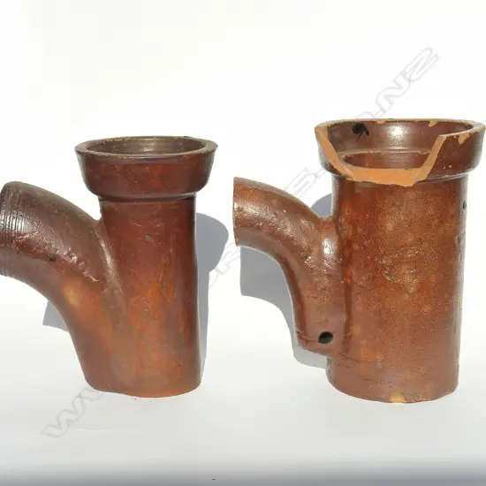 Two N.Z. colonial gully traps