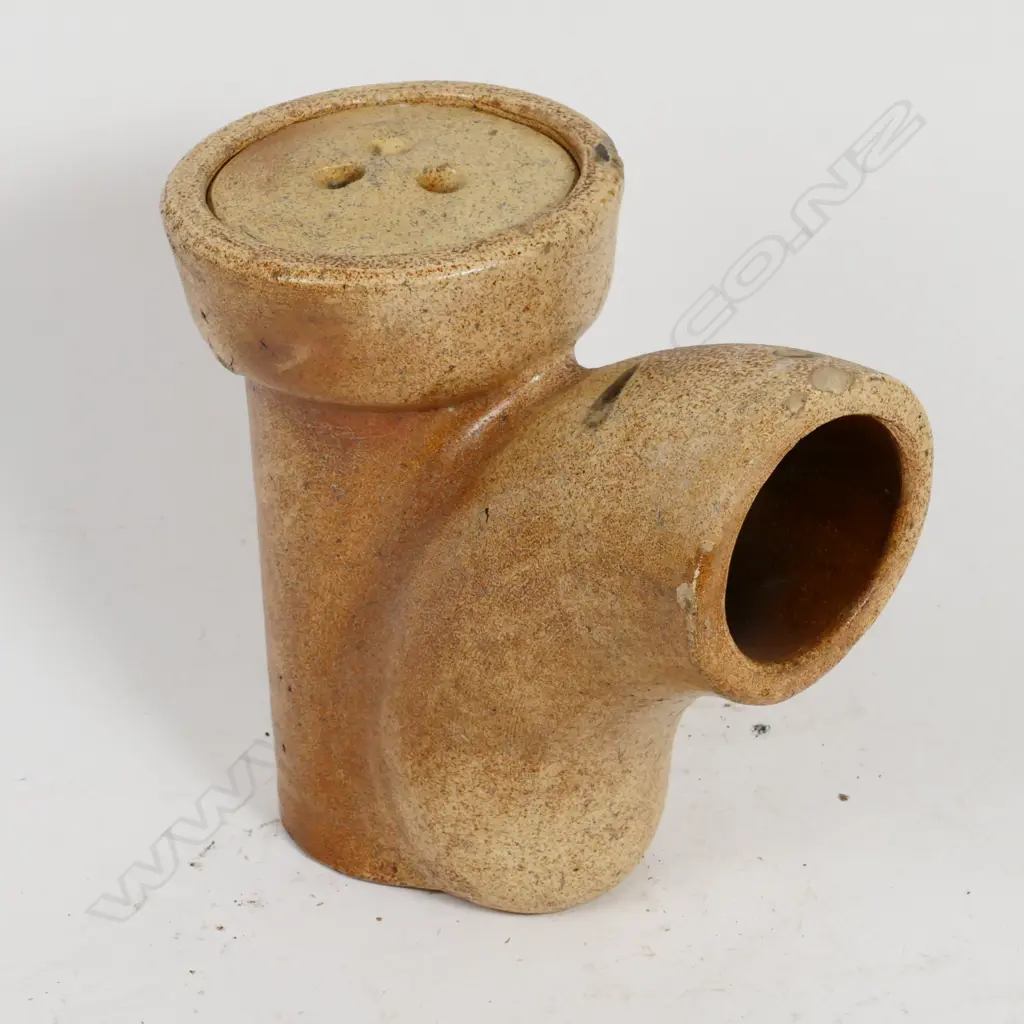 A round gully with screw in lid by R.O Clark Image 1++