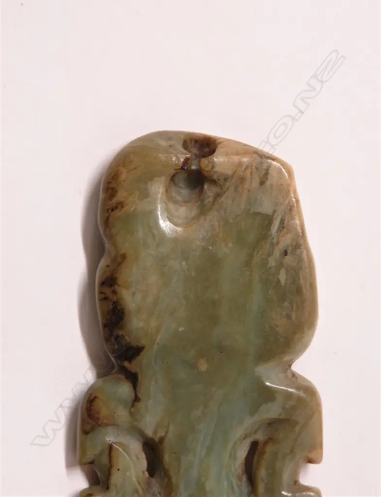 A pre-European Maori carved pounamu hei tiki Image 1++