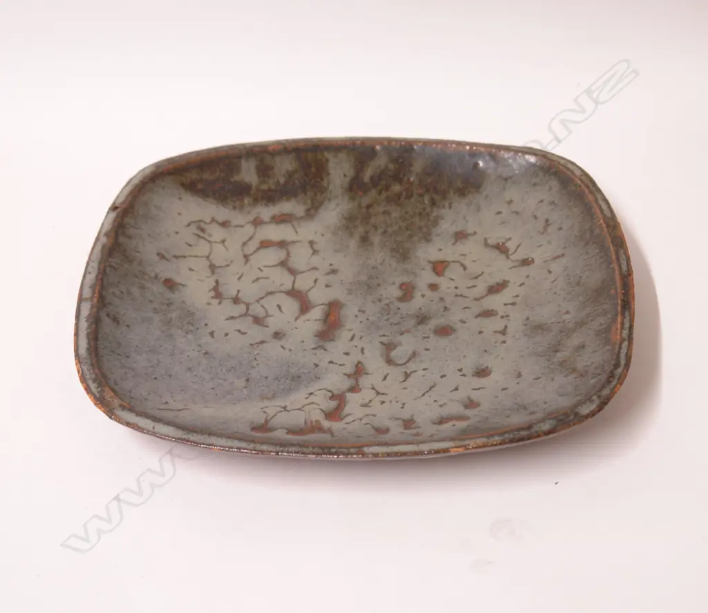 A Len Castle 1970s press moulded shallow dish Image 1++