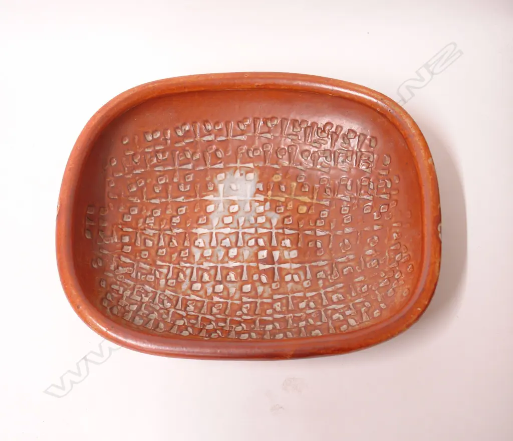 A Len Castle press moulded bowl Image 1++