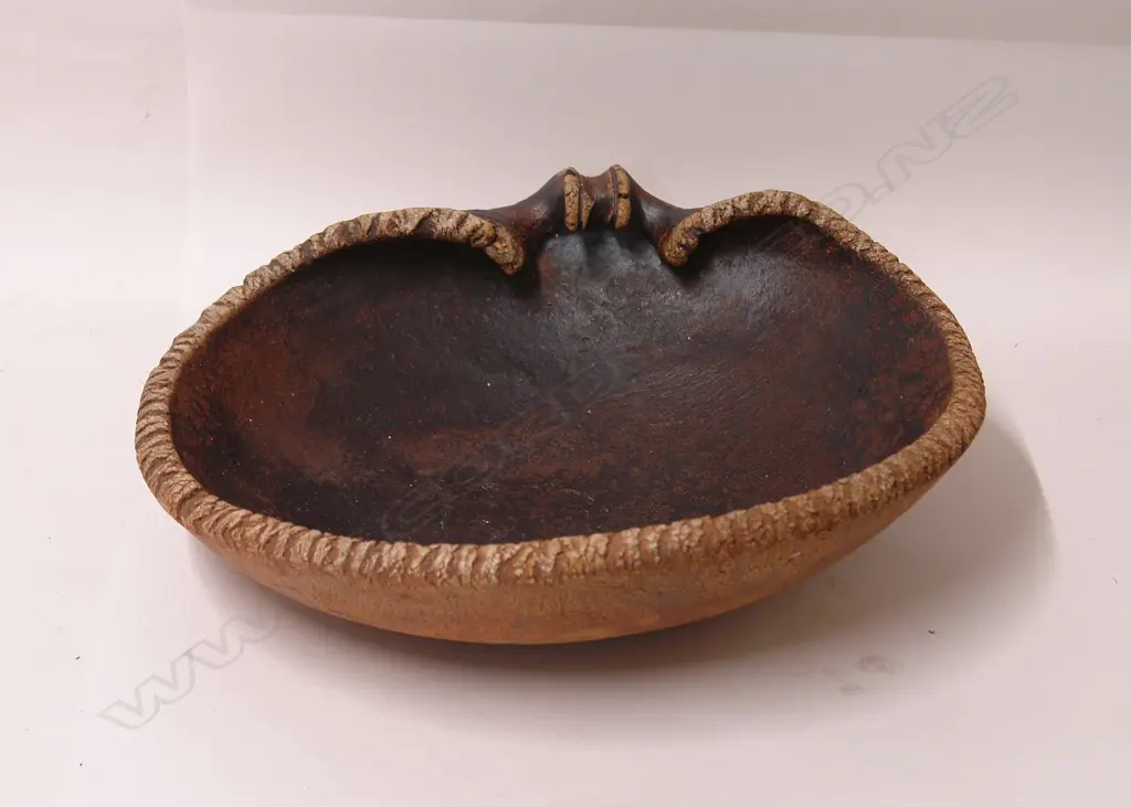 A Len Castle large lipped bowl Image 1++