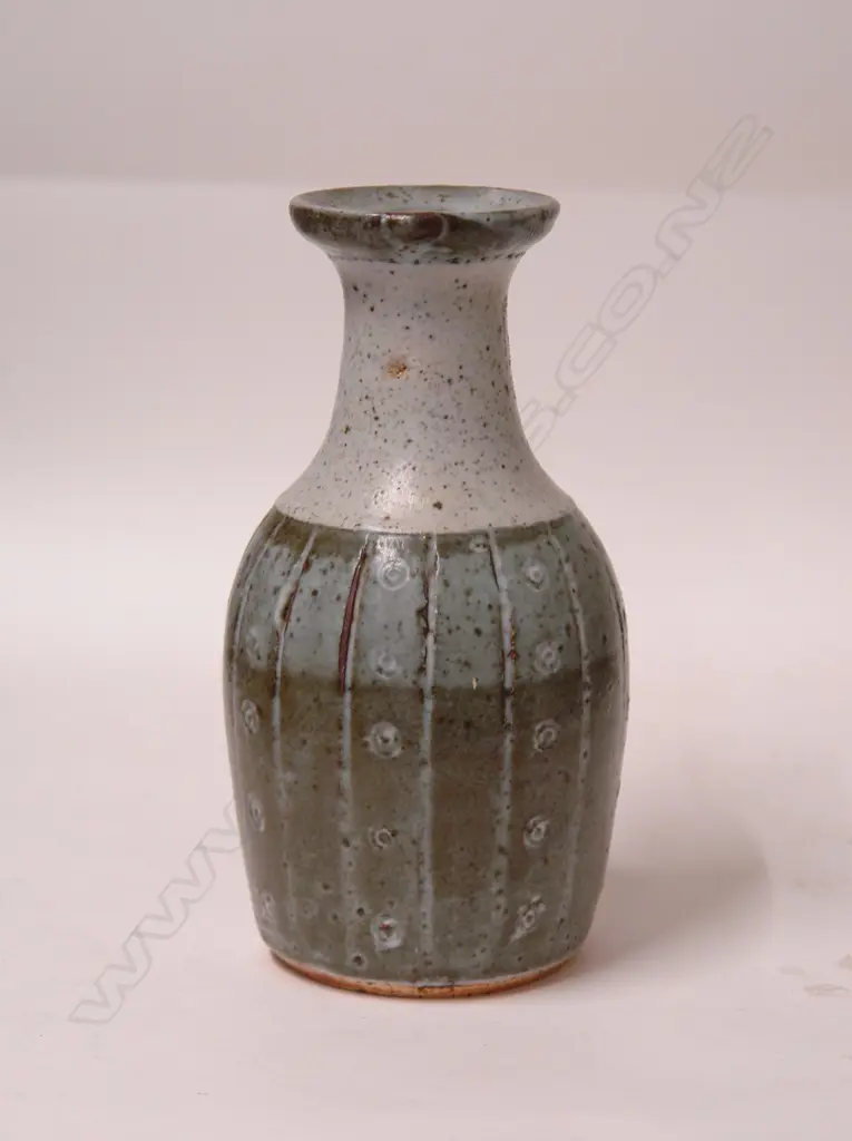 A Len Castle mallet formed vase Image 1++
