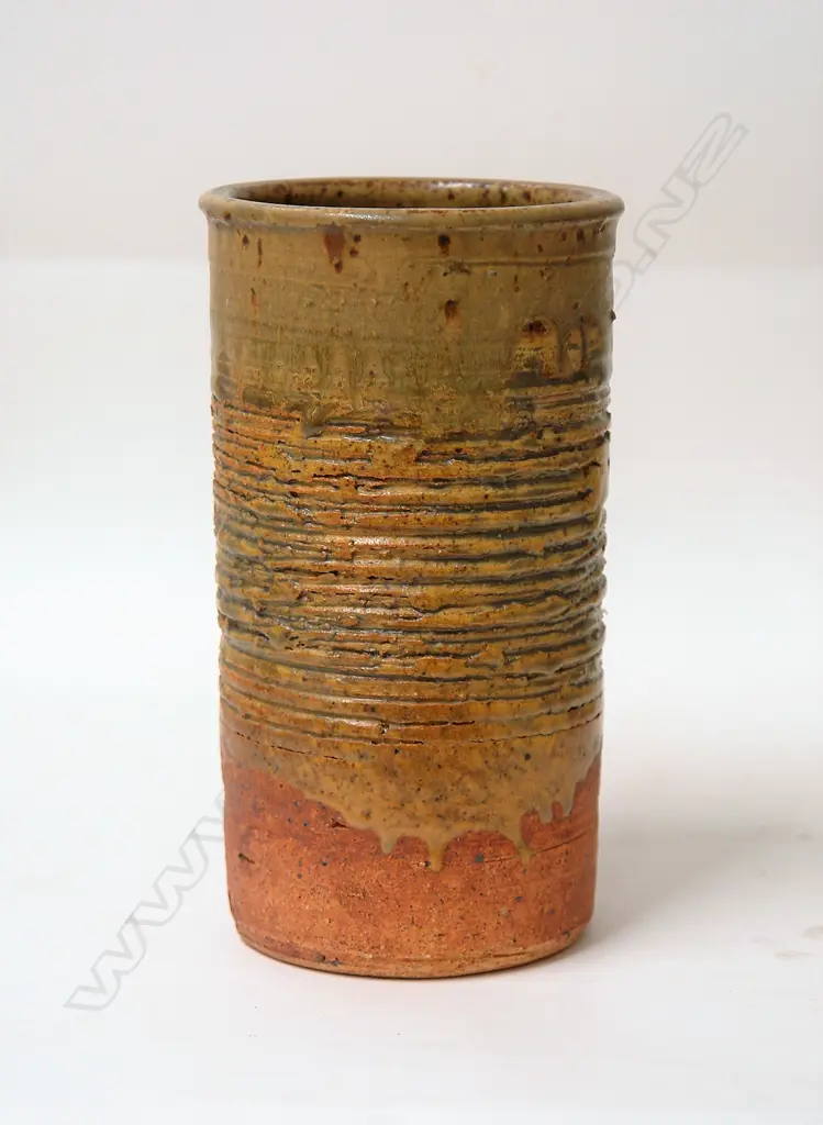 A Len Castle cylinder vase Image 1++